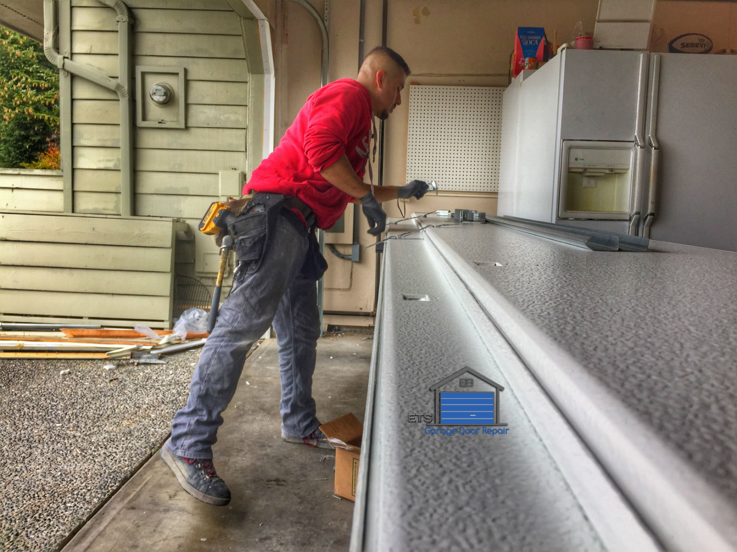ETS Garage Door Repair Of Newberg- Garage Door Repair & Installation Services1
